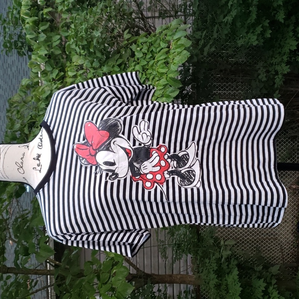 Women's Disney shirt featuring Minnie mouse